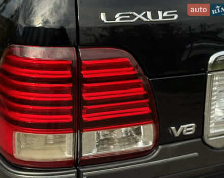 Чорний Лексус ЛХ, об'ємом двигуна 4.7 л та пробігом 250 тис. км за 12900 $, фото 9 на Automoto.ua