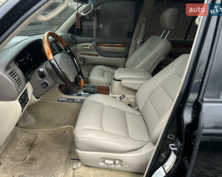 Черный Лексус ЛХ, объемом двигателя 4.66 л и пробегом 286 тыс. км за 13799 $, фото 10 на Automoto.ua