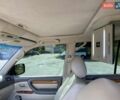 Черный Лексус ЛХ, объемом двигателя 4.7 л и пробегом 358 тыс. км за 15800 $, фото 18 на Automoto.ua