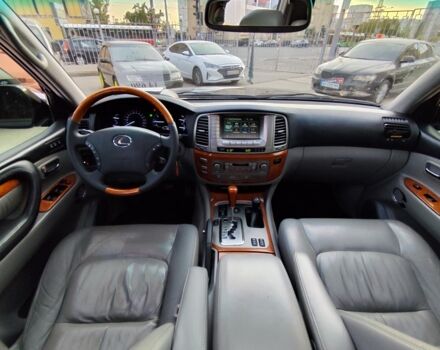 Черный Лексус ЛХ, объемом двигателя 4.7 л и пробегом 313 тыс. км за 13790 $, фото 38 на Automoto.ua