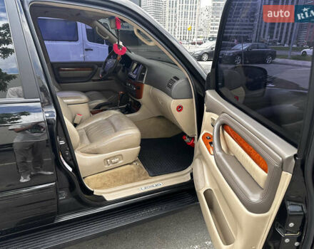 Черный Лексус ЛХ, объемом двигателя 4.7 л и пробегом 290 тыс. км за 15500 $, фото 30 на Automoto.ua