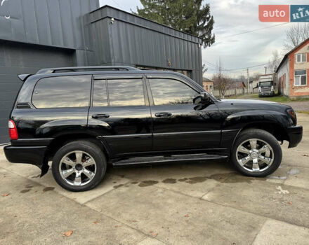 Черный Лексус ЛХ, объемом двигателя 4.7 л и пробегом 300 тыс. км за 14900 $, фото 2 на Automoto.ua