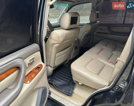 Черный Лексус ЛХ, объемом двигателя 4.7 л и пробегом 300 тыс. км за 14900 $, фото 21 на Automoto.ua