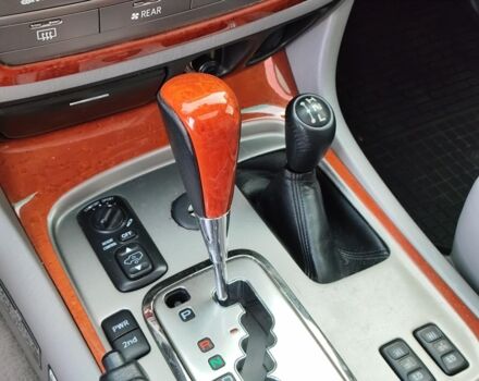 Черный Лексус ЛХ, объемом двигателя 4.7 л и пробегом 313 тыс. км за 13790 $, фото 30 на Automoto.ua