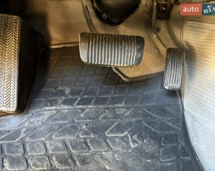 Черный Лексус ЛХ, объемом двигателя 4.66 л и пробегом 292 тыс. км за 12800 $, фото 11 на Automoto.ua