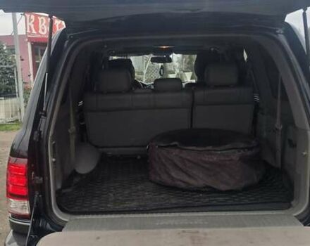 Черный Лексус ЛХ, объемом двигателя 4.7 л и пробегом 370 тыс. км за 14800 $, фото 8 на Automoto.ua