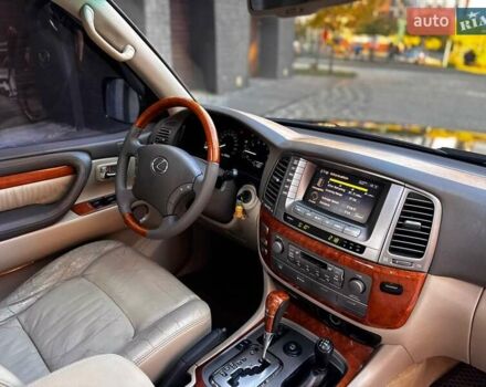 Лексус ЛХ 2005 у Івано-Франківську на Automoto.ua Чорний Лексус ЛХ, об'ємом двигуна 4.7 л та пробігом 296 тис. км за 15850 $, фото 115 на Automoto.ua