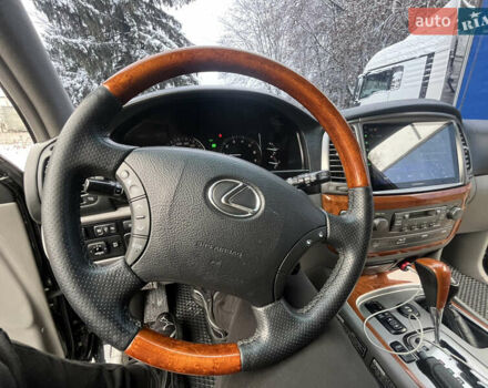 Черный Лексус ЛХ, объемом двигателя 4.6 л и пробегом 300 тыс. км за 13777 $, фото 48 на Automoto.ua