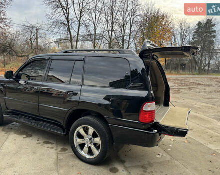 Черный Лексус ЛХ, объемом двигателя 4.7 л и пробегом 300 тыс. км за 14900 $, фото 11 на Automoto.ua