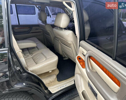 Черный Лексус ЛХ, объемом двигателя 4.7 л и пробегом 290 тыс. км за 15500 $, фото 31 на Automoto.ua