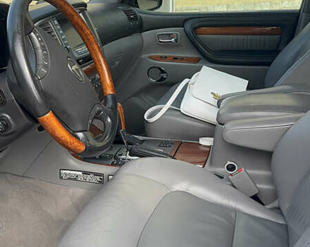 Черный Лексус ЛХ, объемом двигателя 4.66 л и пробегом 352 тыс. км за 15600 $, фото 25 на Automoto.ua