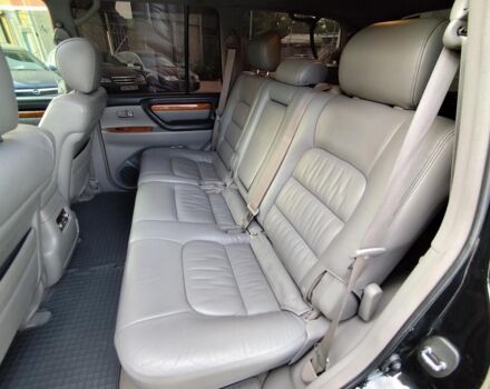 Черный Лексус ЛХ, объемом двигателя 4.7 л и пробегом 313 тыс. км за 13790 $, фото 36 на Automoto.ua