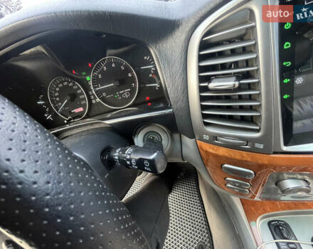 Черный Лексус ЛХ, объемом двигателя 4.6 л и пробегом 300 тыс. км за 13777 $, фото 52 на Automoto.ua