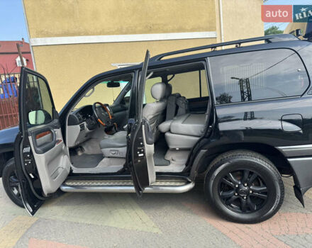 Черный Лексус ЛХ, объемом двигателя 4.66 л и пробегом 352 тыс. км за 15600 $, фото 12 на Automoto.ua