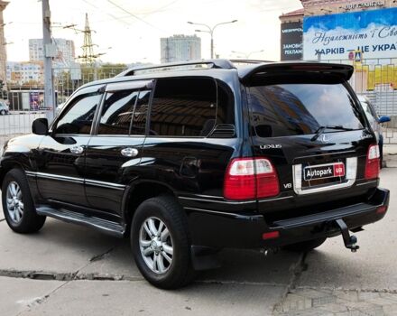 Черный Лексус ЛХ, объемом двигателя 4.7 л и пробегом 313 тыс. км за 13790 $, фото 3 на Automoto.ua