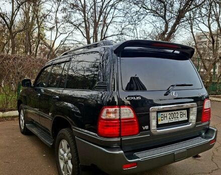 Черный Лексус ЛХ, объемом двигателя 4.7 л и пробегом 300 тыс. км за 12000 $, фото 4 на Automoto.ua