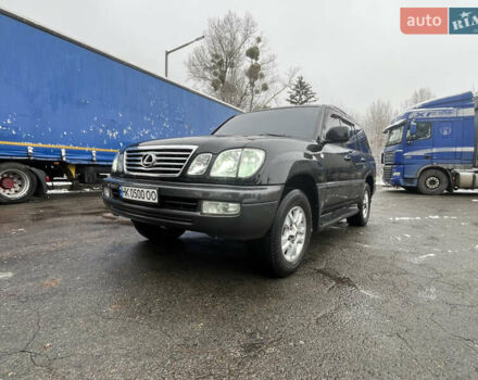 Черный Лексус ЛХ, объемом двигателя 4.6 л и пробегом 300 тыс. км за 13777 $, фото 10 на Automoto.ua