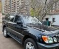 Черный Лексус ЛХ, объемом двигателя 4.7 л и пробегом 300 тыс. км за 12000 $, фото 1 на Automoto.ua