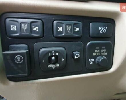 Черный Лексус ЛХ, объемом двигателя 4.66 л и пробегом 171 тыс. км за 12000 $, фото 11 на Automoto.ua