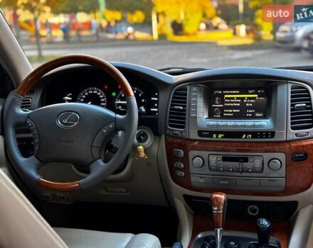 Лексус ЛХ 2005 у Івано-Франківську на Automoto.ua Чорний Лексус ЛХ, об'ємом двигуна 4.7 л та пробігом 296 тис. км за 15850 $, фото 91 на Automoto.ua