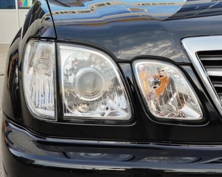 Черный Лексус ЛХ, объемом двигателя 4.7 л и пробегом 313 тыс. км за 13790 $, фото 11 на Automoto.ua