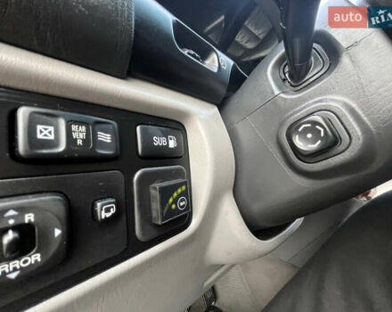 Черный Лексус ЛХ, объемом двигателя 4.6 л и пробегом 300 тыс. км за 13777 $, фото 53 на Automoto.ua