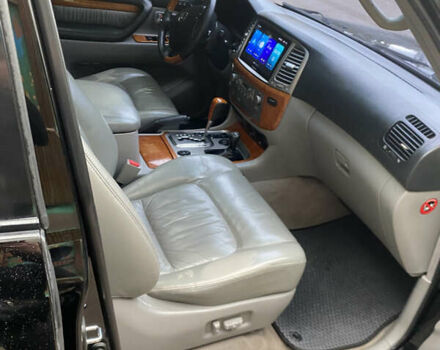 Черный Лексус ЛХ, объемом двигателя 4.66 л и пробегом 298 тыс. км за 15600 $, фото 26 на Automoto.ua