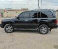 Черный Лексус ЛХ, объемом двигателя 4.7 л и пробегом 330 тыс. км за 14500 $, фото 3 на Automoto.ua
