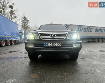 Черный Лексус ЛХ, объемом двигателя 4.6 л и пробегом 300 тыс. км за 13777 $, фото 6 на Automoto.ua