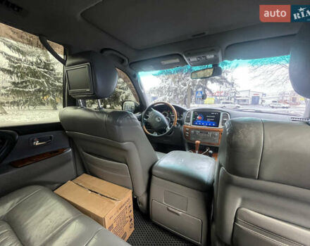 Черный Лексус ЛХ, объемом двигателя 4.6 л и пробегом 300 тыс. км за 13777 $, фото 29 на Automoto.ua