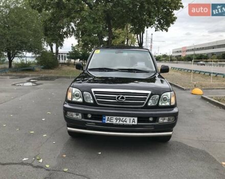 Черный Лексус ЛХ, объемом двигателя 4.66 л и пробегом 280 тыс. км за 16800 $, фото 1 на Automoto.ua