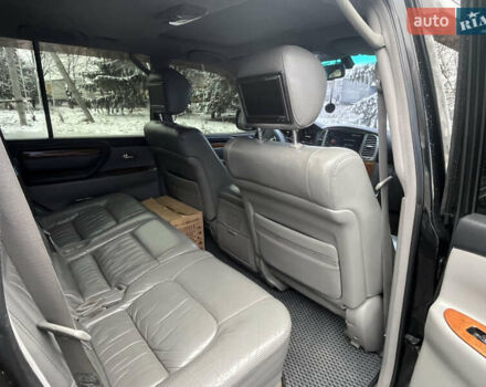 Черный Лексус ЛХ, объемом двигателя 4.6 л и пробегом 300 тыс. км за 13777 $, фото 25 на Automoto.ua