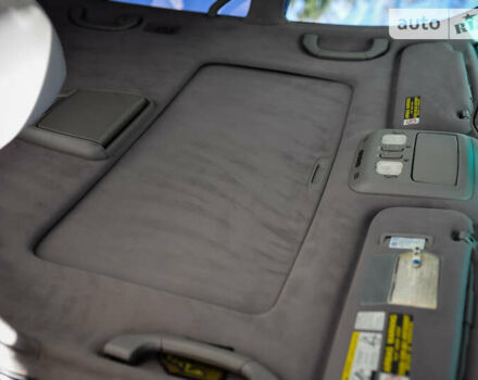 Черный Лексус ЛХ, объемом двигателя 4.67 л и пробегом 330 тыс. км за 19500 $, фото 35 на Automoto.ua