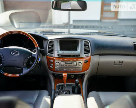 Черный Лексус ЛХ, объемом двигателя 4.67 л и пробегом 330 тыс. км за 19500 $, фото 39 на Automoto.ua