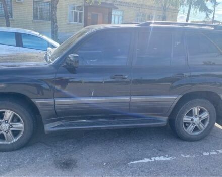 Черный Лексус ЛХ, объемом двигателя 4.7 л и пробегом 230 тыс. км за 10700 $, фото 2 на Automoto.ua