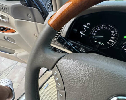 Черный Лексус ЛХ, объемом двигателя 4.66 л и пробегом 192 тыс. км за 18800 $, фото 84 на Automoto.ua