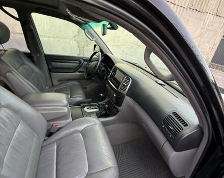 Чорний Лексус ЛХ, об'ємом двигуна 4.7 л та пробігом 163 тис. км за 16900 $, фото 10 на Automoto.ua