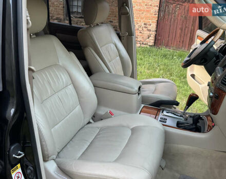 Черный Лексус ЛХ, объемом двигателя 4.7 л и пробегом 288 тыс. км за 15300 $, фото 30 на Automoto.ua