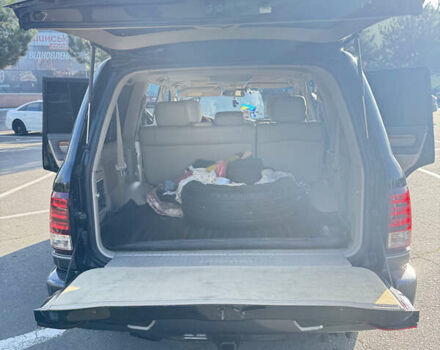 Черный Лексус ЛХ, объемом двигателя 4.7 л и пробегом 545 тыс. км за 15600 $, фото 5 на Automoto.ua