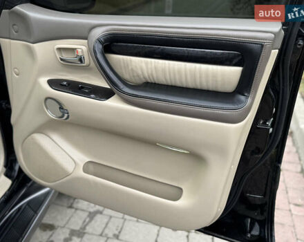 Черный Лексус ЛХ, объемом двигателя 4.67 л и пробегом 377 тыс. км за 14999 $, фото 42 на Automoto.ua