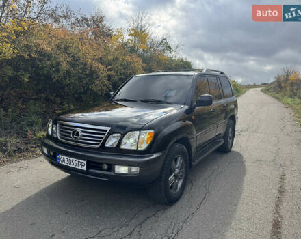 Черный Лексус ЛХ, объемом двигателя 4.66 л и пробегом 281 тыс. км за 14800 $, фото 1 на Automoto.ua