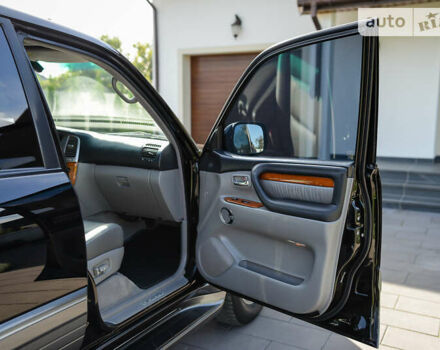 Черный Лексус ЛХ, объемом двигателя 4.67 л и пробегом 330 тыс. км за 19500 $, фото 43 на Automoto.ua