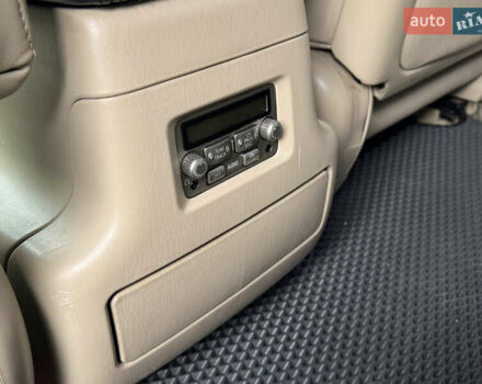 Черный Лексус ЛХ, объемом двигателя 4.67 л и пробегом 377 тыс. км за 14999 $, фото 27 на Automoto.ua