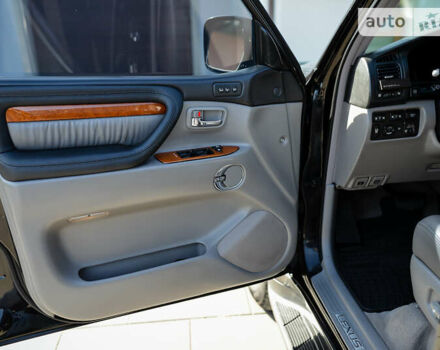 Черный Лексус ЛХ, объемом двигателя 4.67 л и пробегом 330 тыс. км за 19500 $, фото 20 на Automoto.ua