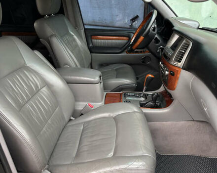 Черный Лексус ЛХ, объемом двигателя 4.67 л и пробегом 370 тыс. км за 14500 $, фото 29 на Automoto.ua