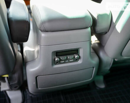 Черный Лексус ЛХ, объемом двигателя 4.67 л и пробегом 330 тыс. км за 19500 $, фото 38 на Automoto.ua