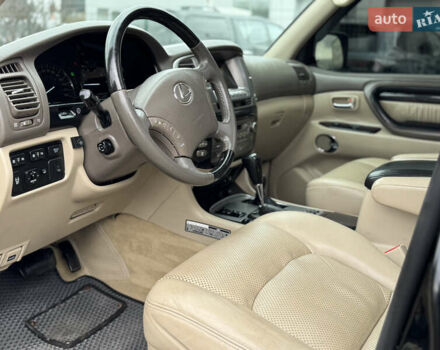 Черный Лексус ЛХ, объемом двигателя 4.67 л и пробегом 377 тыс. км за 14999 $, фото 33 на Automoto.ua