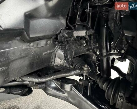 Лексус ЛХ 2006 у Києві на Automoto.ua Чорний Лексус ЛХ, об'ємом двигуна 4.66 л та пробігом 345 тис. км за 23999 $, фото 29 на Automoto.ua