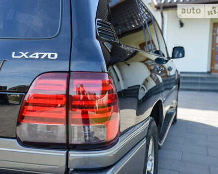 Черный Лексус ЛХ, объемом двигателя 4.67 л и пробегом 330 тыс. км за 19500 $, фото 13 на Automoto.ua