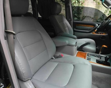 Черный Лексус ЛХ, объемом двигателя 4.67 л и пробегом 254 тыс. км за 15499 $, фото 8 на Automoto.ua